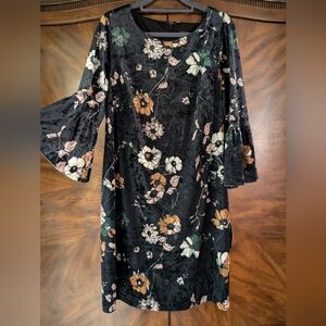 NWT Adrianna Papell Velvet Dress